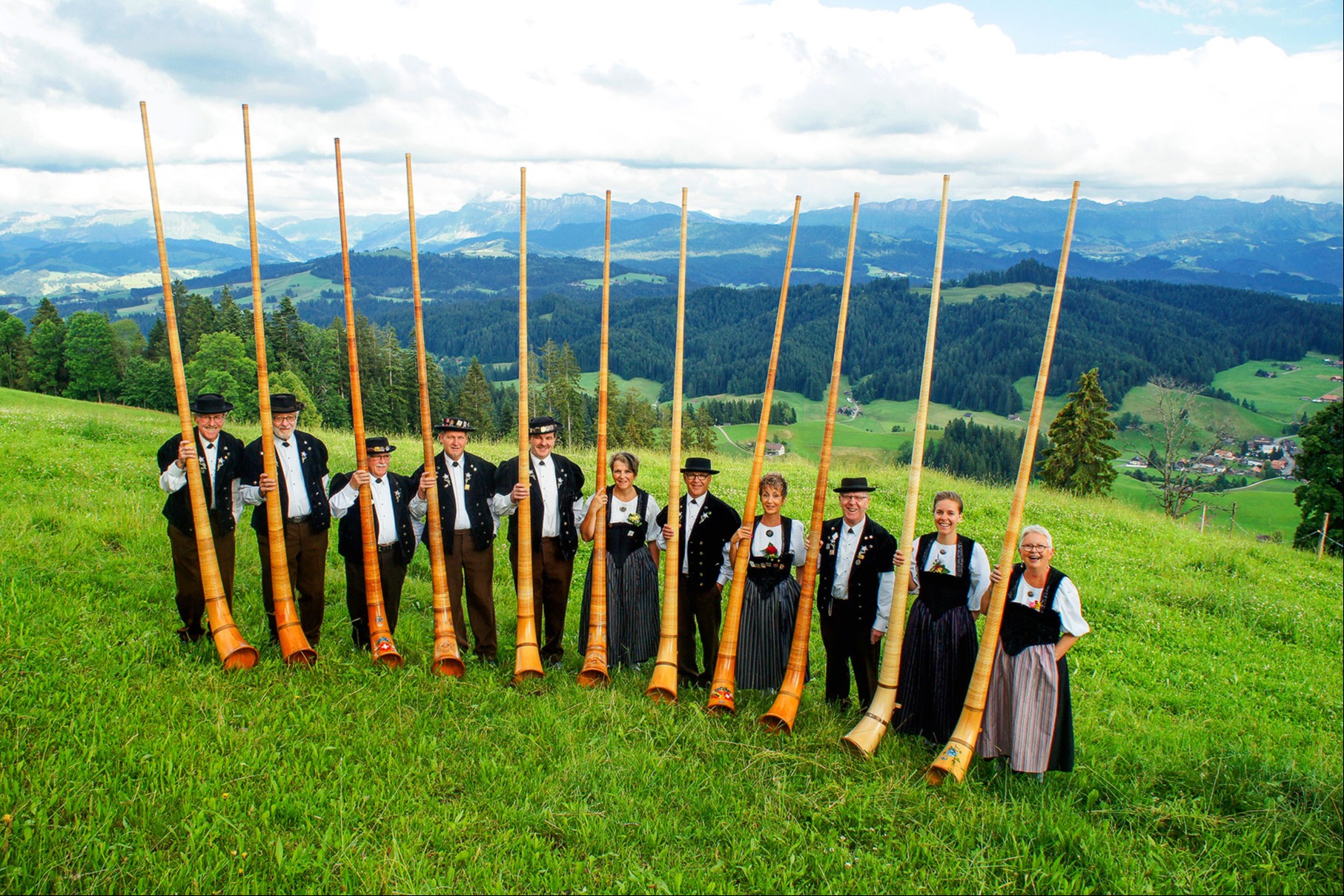 Alphornbläservereinigung:  Klangvoll seit 100 Jahren