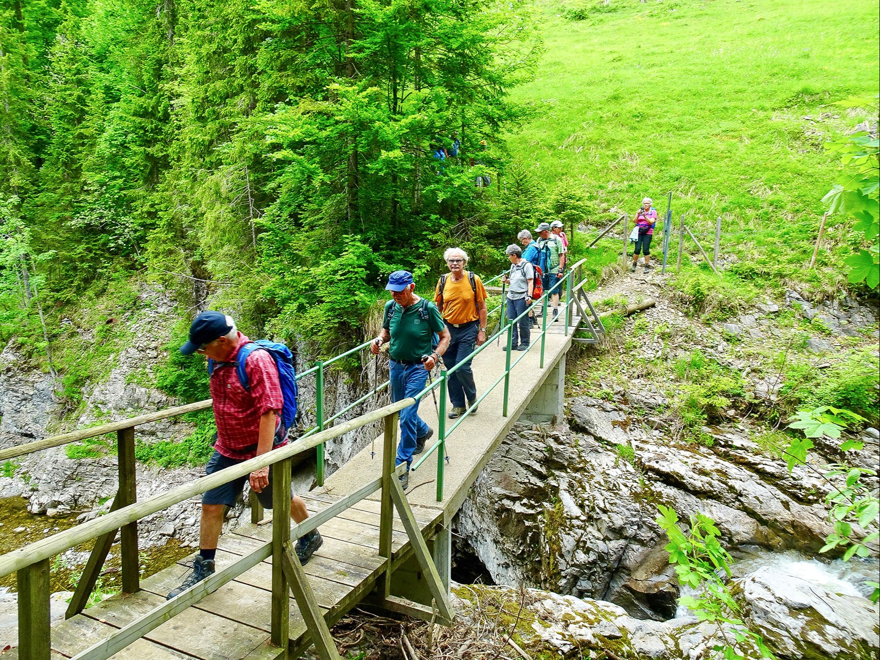 Unterwegs mit der wanderfreudigen Seniorengruppe 