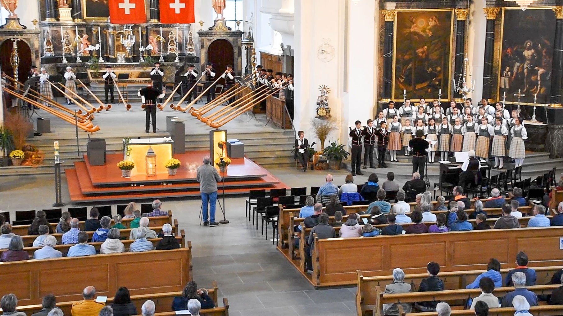 Eine würdige Feier zum Jubiläum  der Alphornbläser