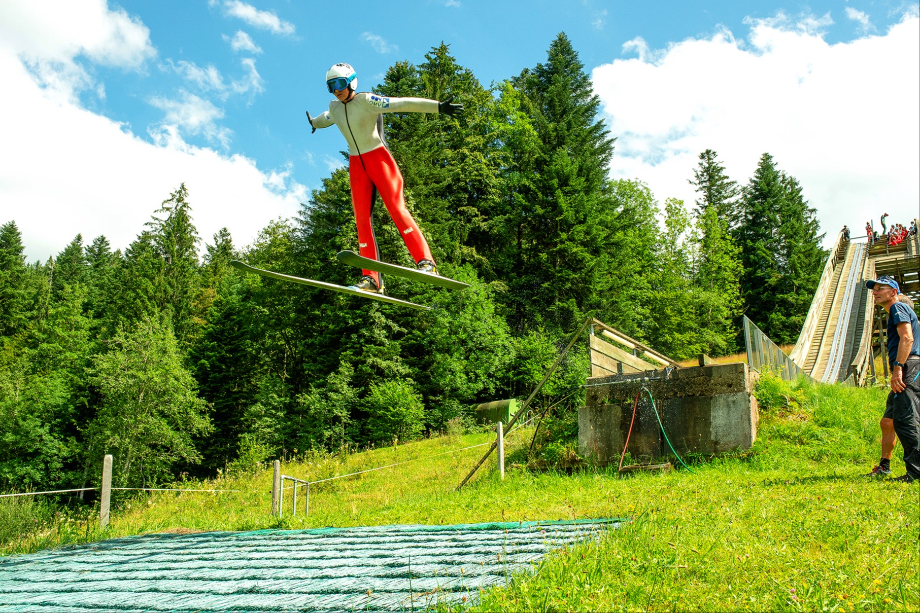 Gras statt Schnee – Plaschy sucht Trainingsformen