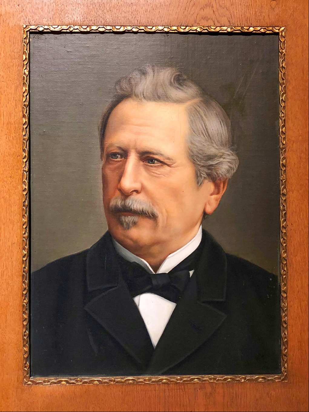 Eine grosse politische Karriere, die mit einem tragischen Unfall endete