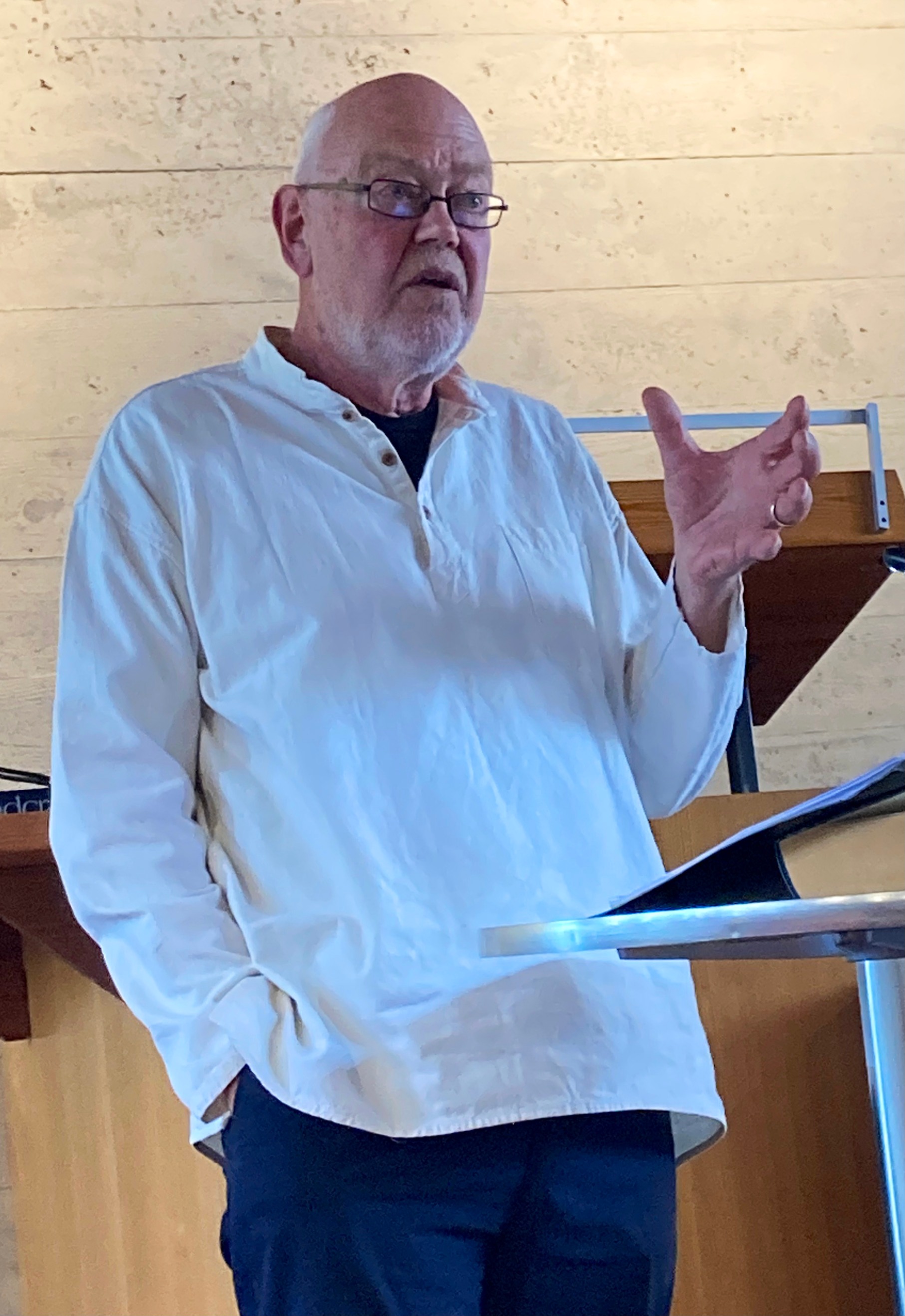 Christian Schmid lässt Mundartwörter Walzer tanzen