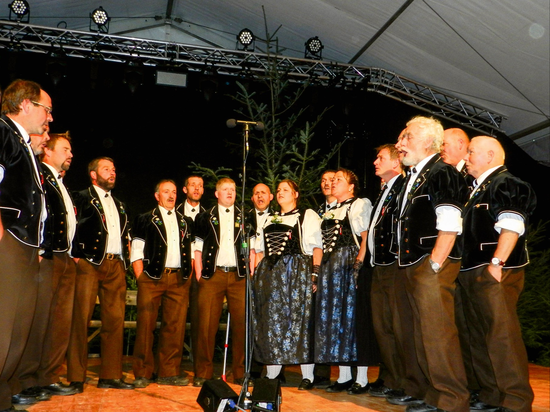 Heimeliger Gesang und Kafi Lutz fürs Herz