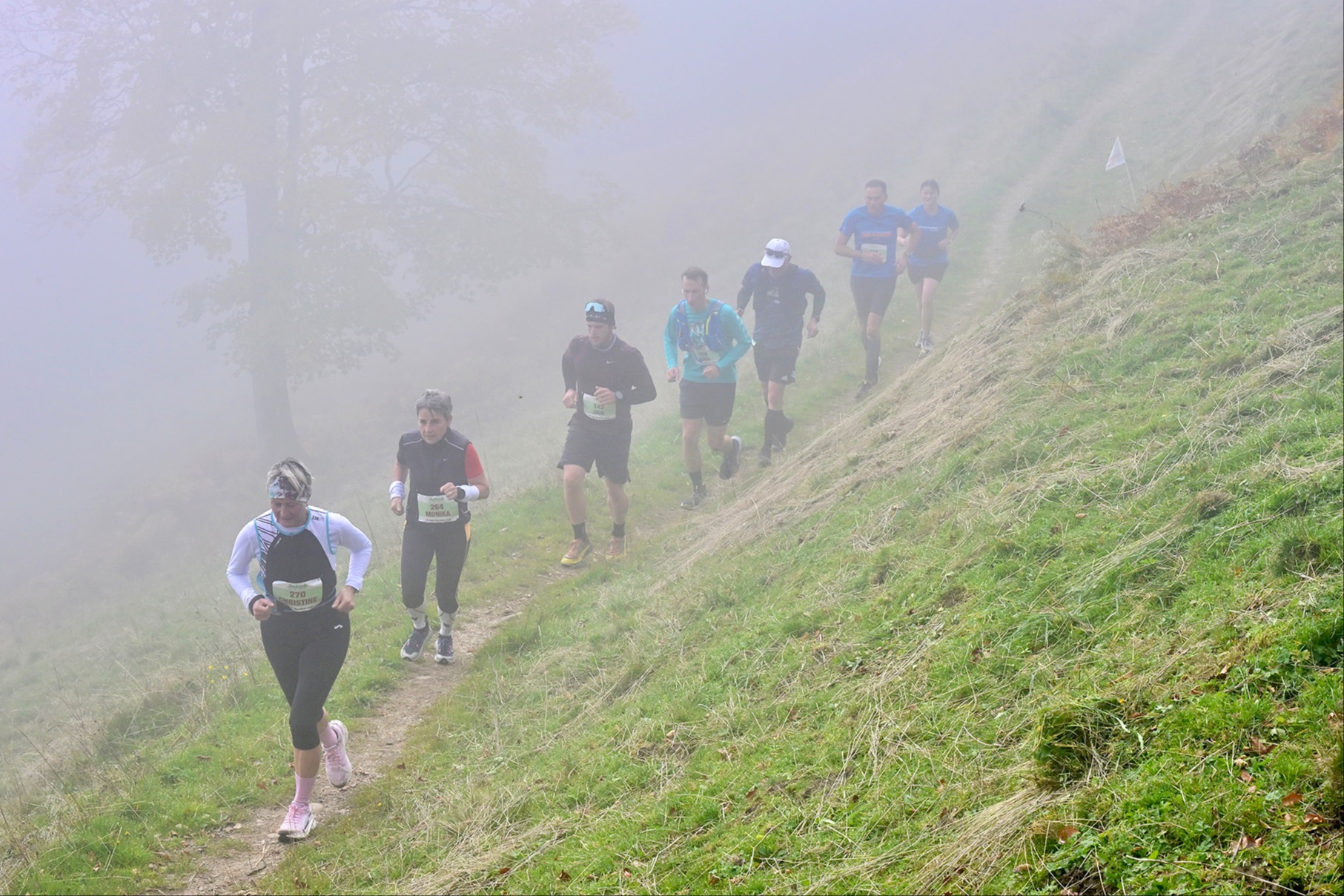 Der Weg auf den Napf ist weit und neblig