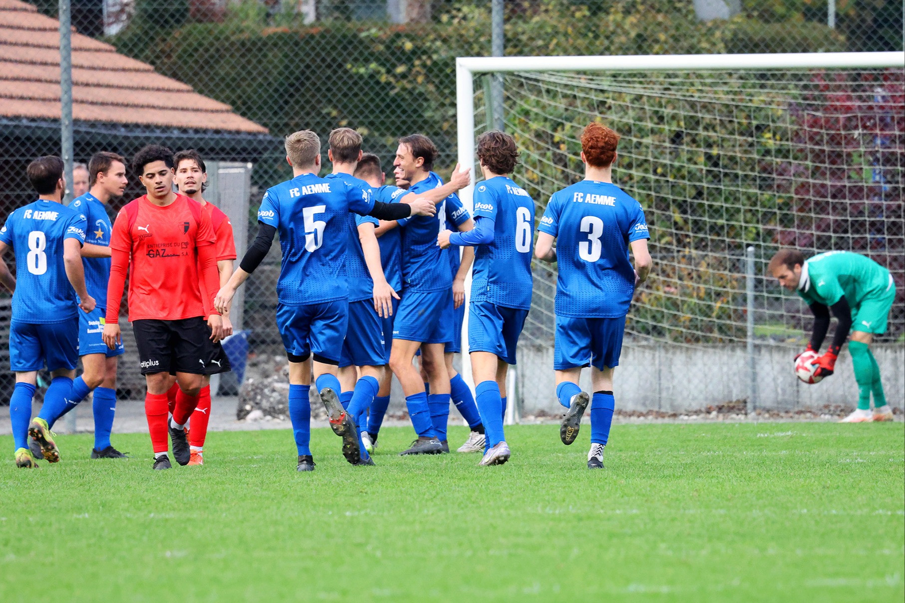 Aemme bleibt zuhause ungeschlagen