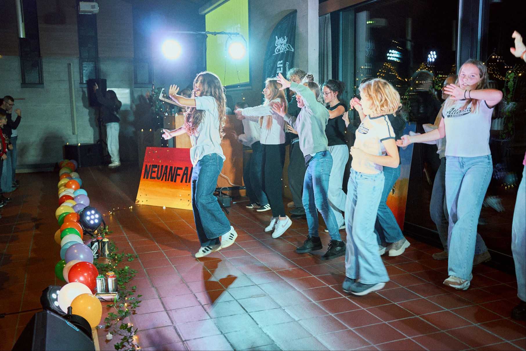 Beats zwischen Kirchenbänken - wenn Hip-Hop die Kirche füllt