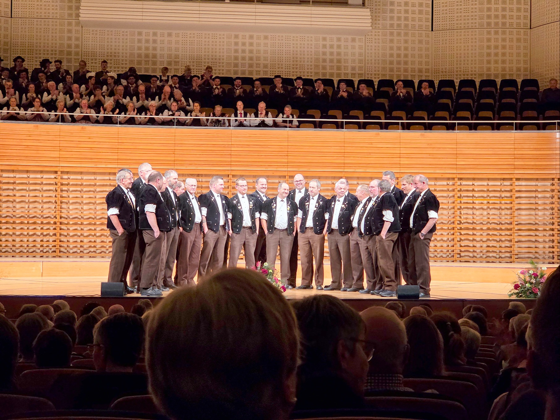 Jodler traten im KKL auf