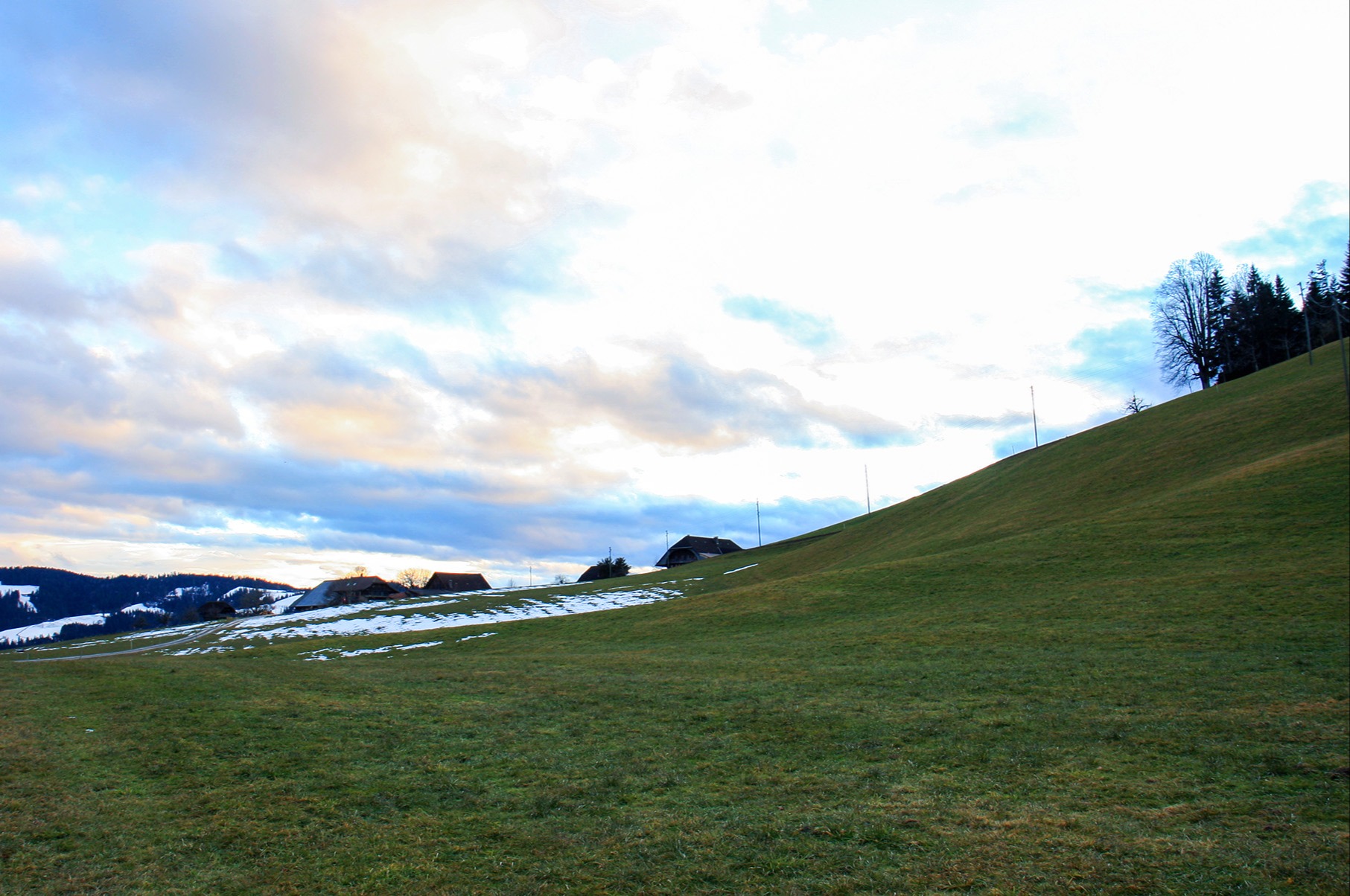 E länge Acher isch gäbiger