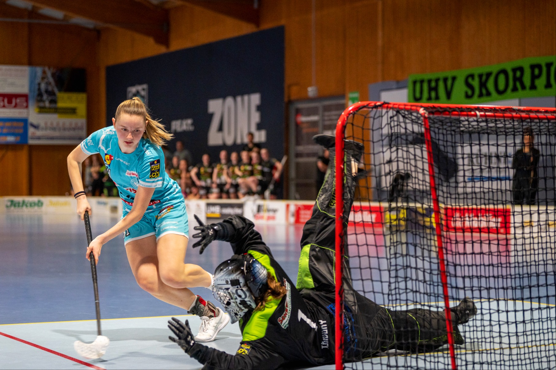 Skorps schaffen die Wende, Tigers stehen mit dem Rücken zur Wand