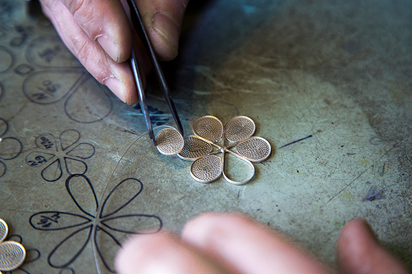 Schmuck anfertigen wie vor 140 Jahren