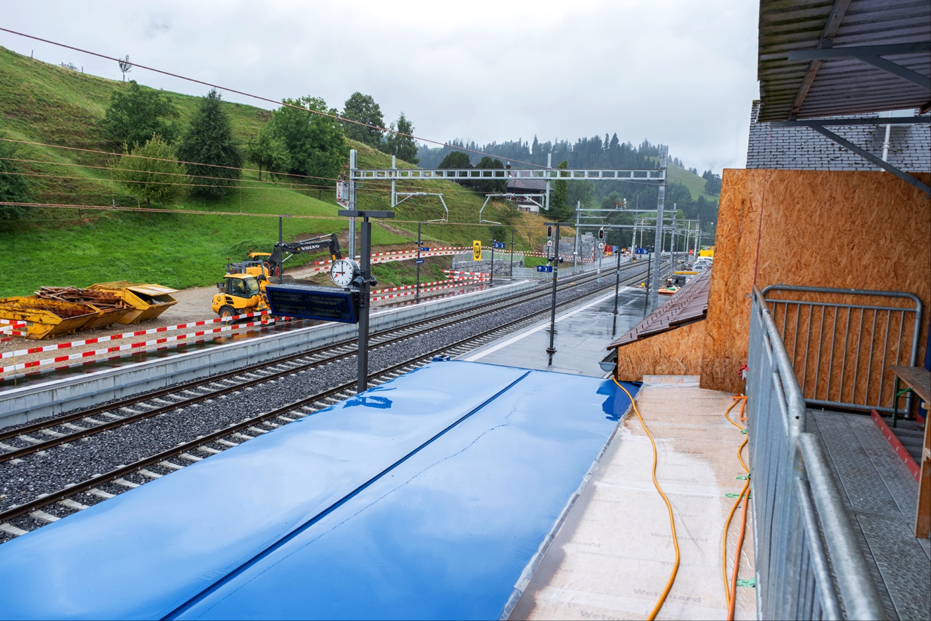Bahn frei! Der Zugverkehr rollt wieder