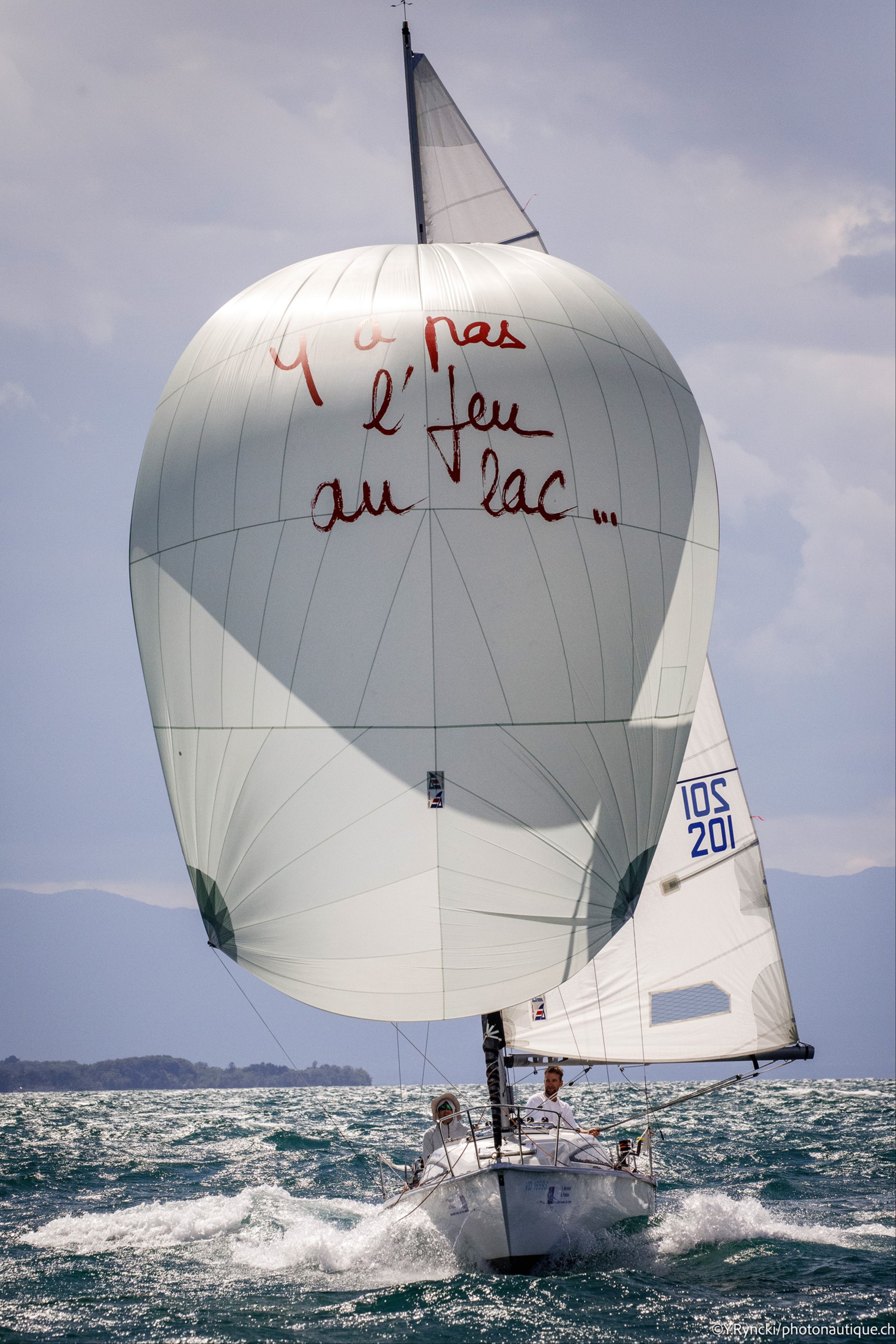 Fünf Tage und Nächte nonstop gesegelt