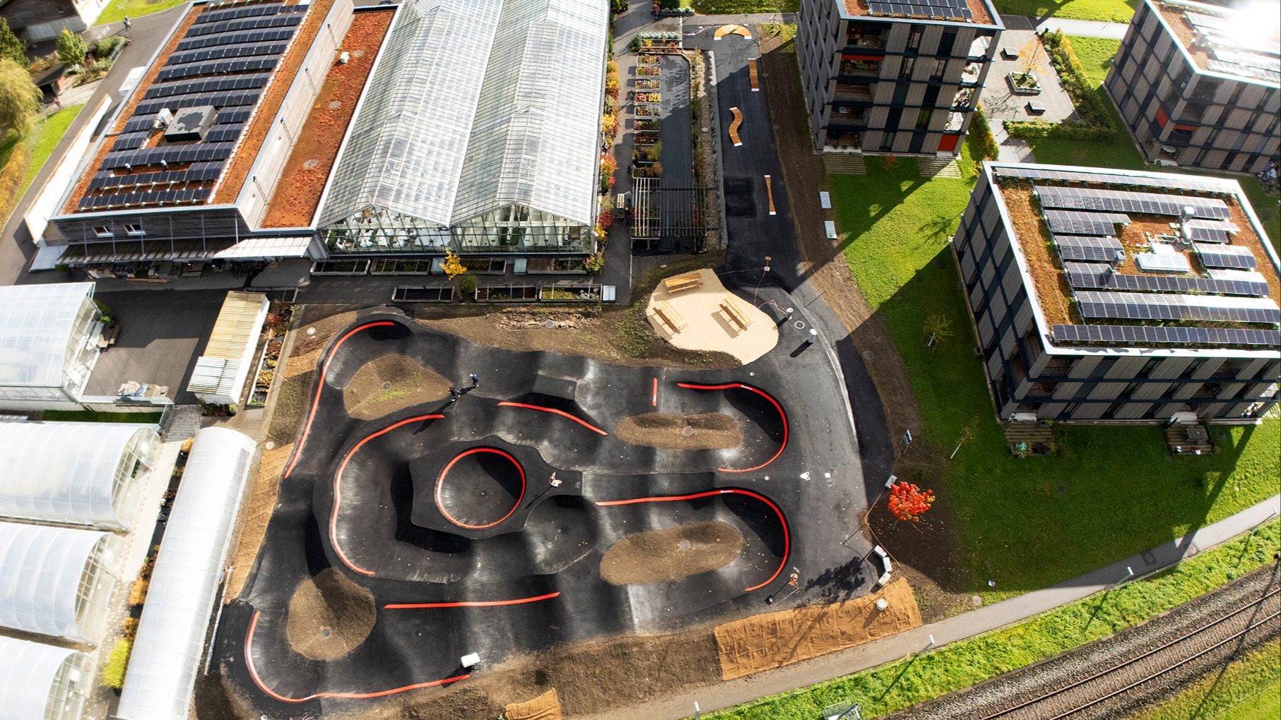 Ein Pumptrack in Bärau statt bei der Badi in Langnau