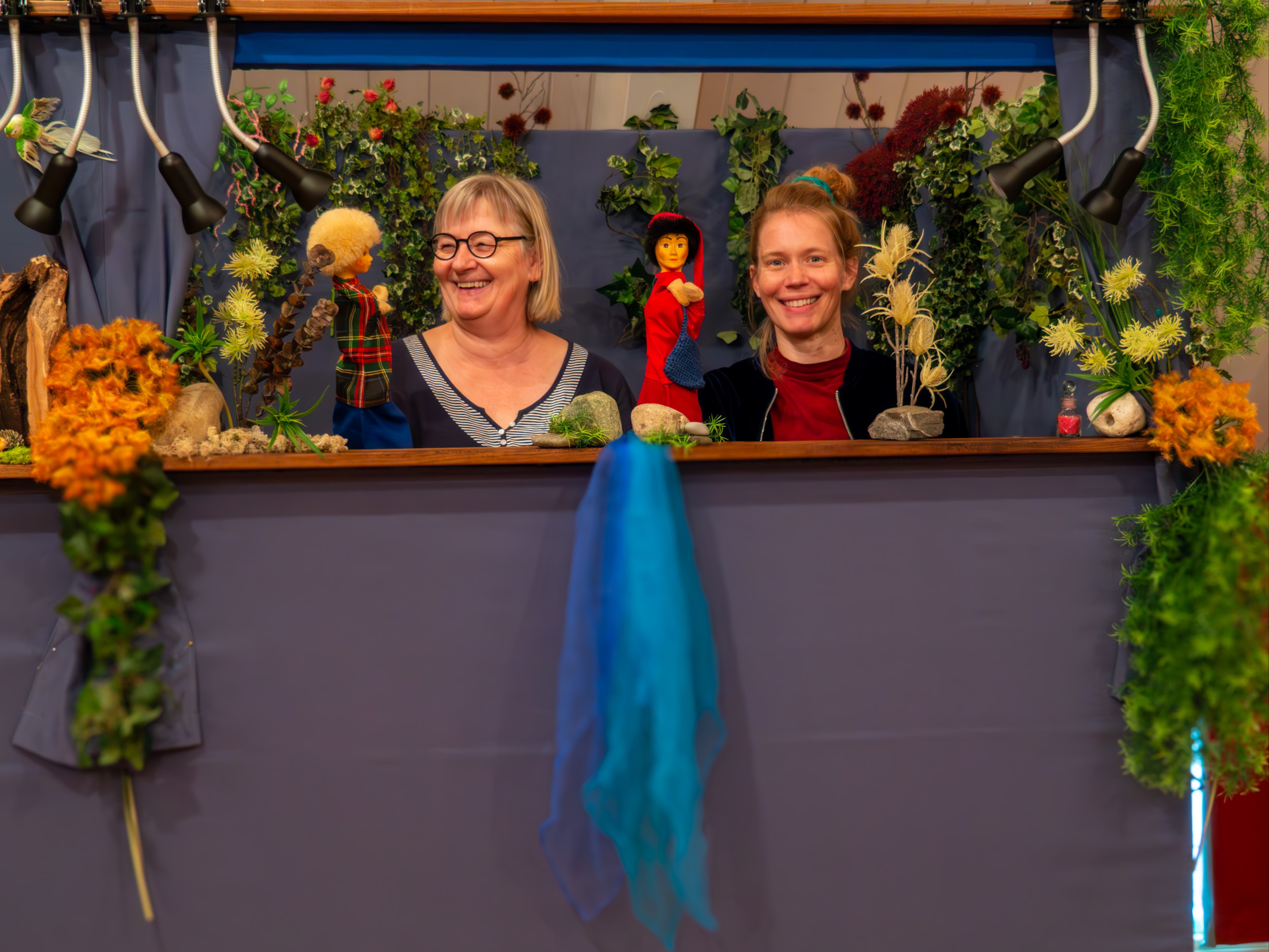 Zwei Frauen und der Kasper