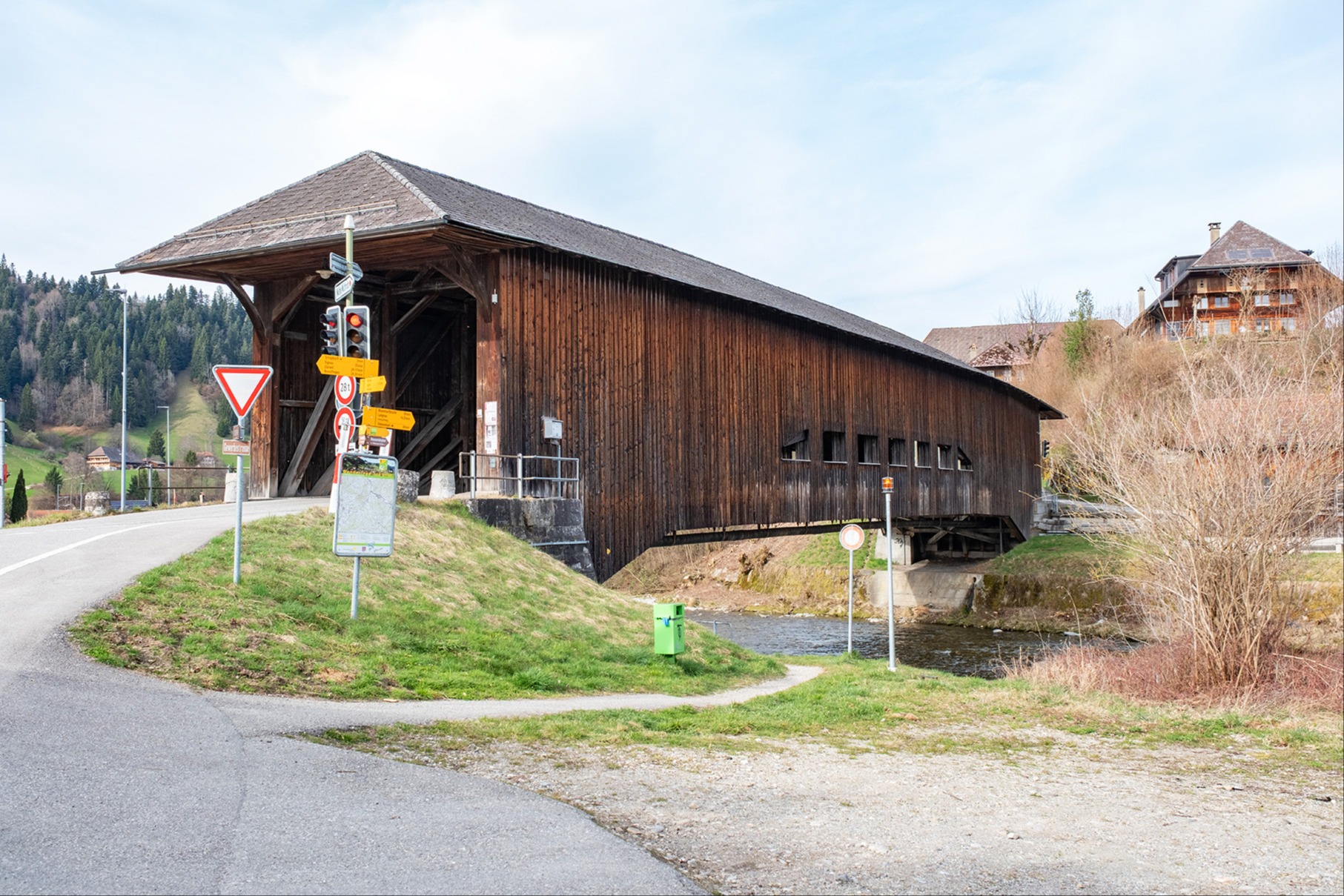 Die alte Schüpbachbrücke benötigt eine neue Fahrbahn