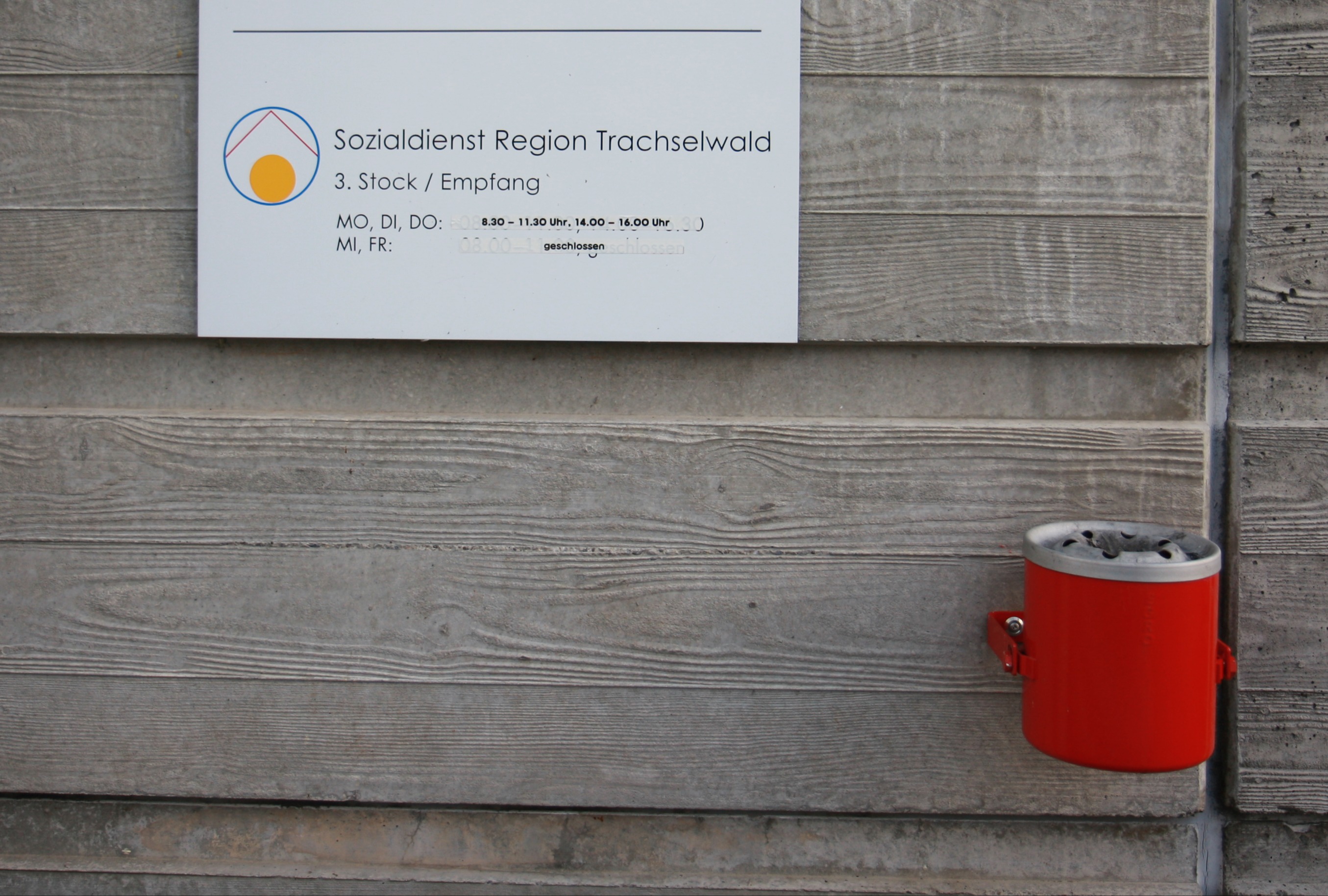 Ein Budget und erste Kündigungen