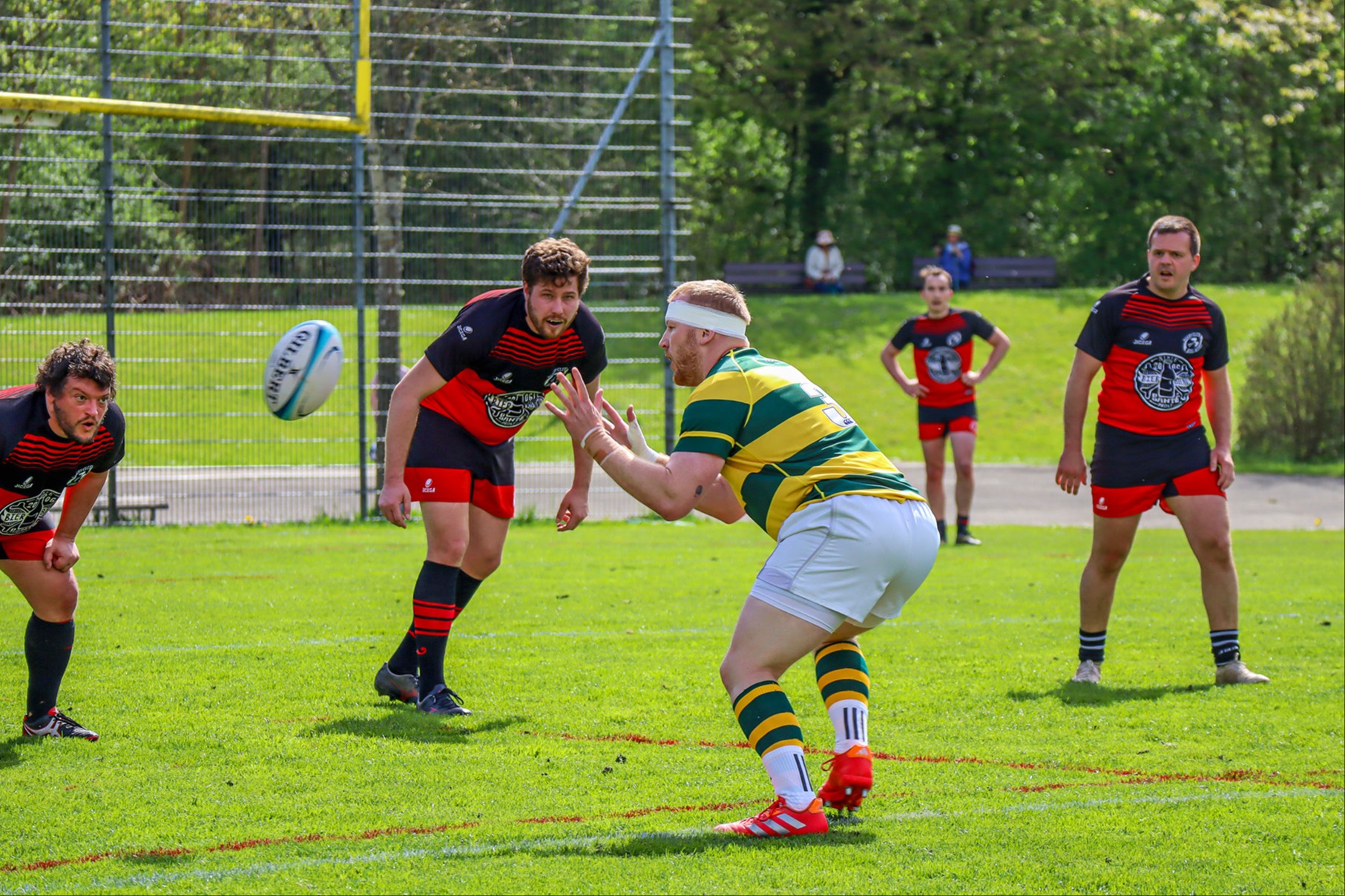 Vom Sägemehl-Ring aufs Rugby-Feld